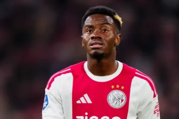 Adringra ontbreekt op Ajax-training voor duel met Hajduk